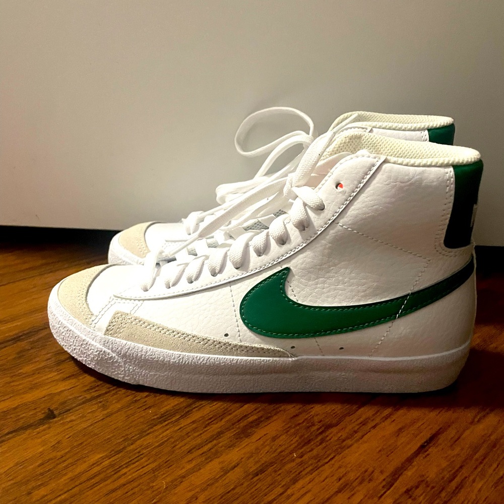 Nike blazer (green)